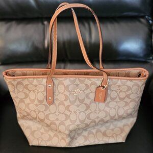 Coach Large Signature City Tote Bag